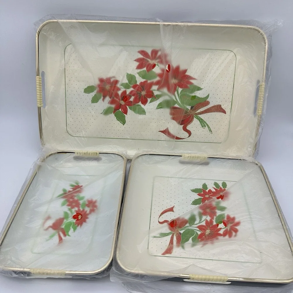 Vintage Christmas Lacquer Ware‎ Tray Trio, made in Japan, 1985 New